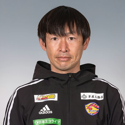 トレーナー 多田 智典の写真を紹介