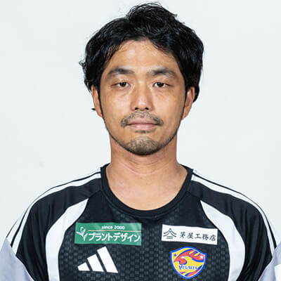 トレーナー 生駒 泰右の写真を紹介